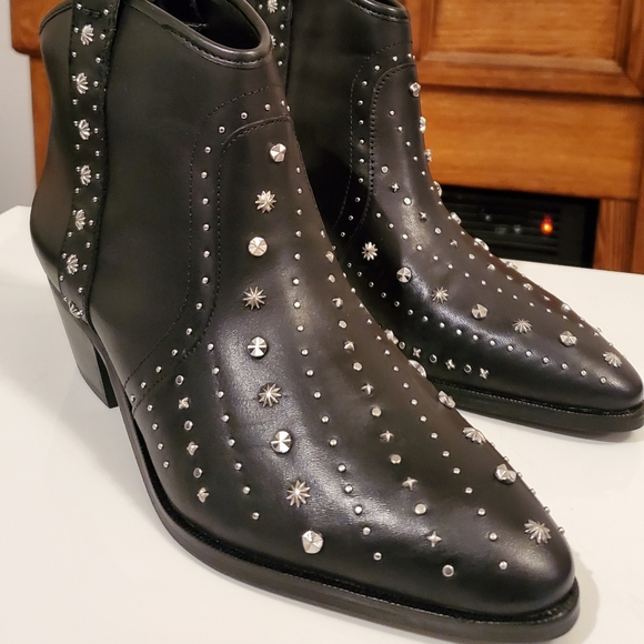 Sam Edelman Shoes - New!♣️Sam Edelman Brian Western Studded Boots
